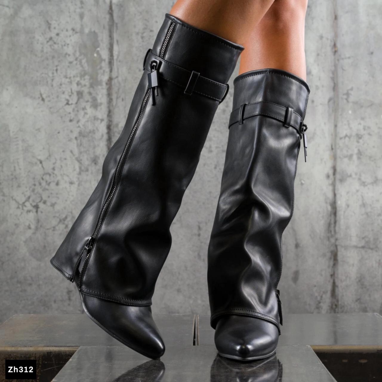 Bota caña alta negro doblez detalle cierre lateral tacon corrido 8cm  G690  C-94