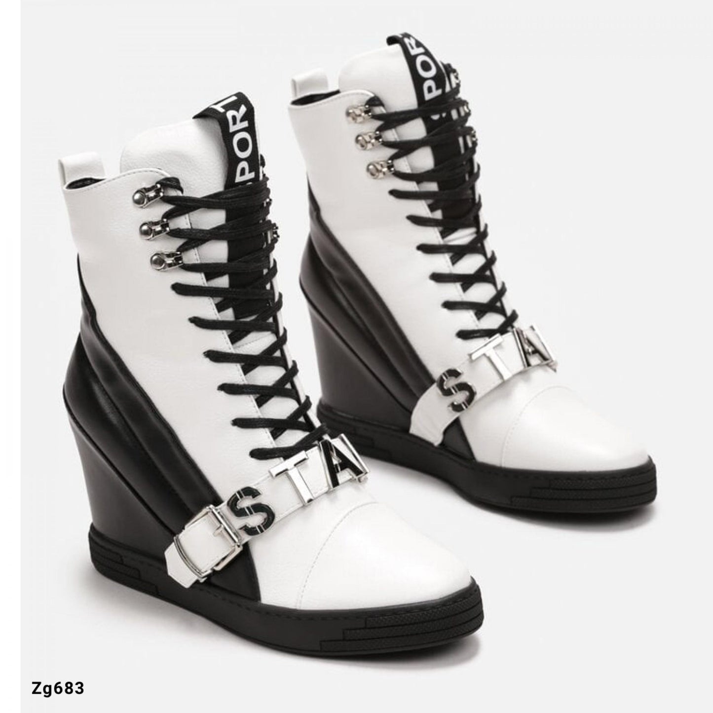 Botin blanco - negro detalles letras plateado tacon interno 10cm  NS375P  C-77
