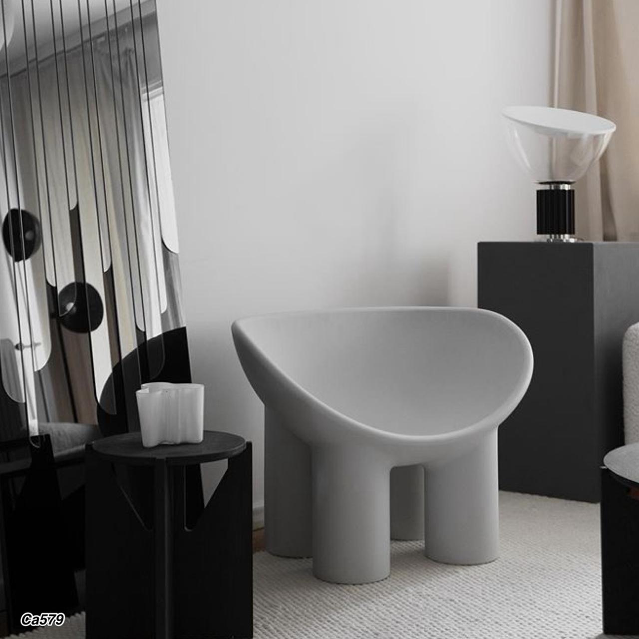 Silla patas de elefante gris  PE  56cm* 83cm* 62cm