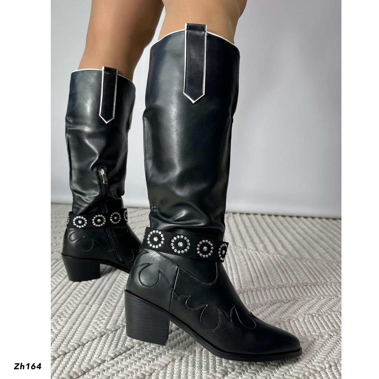 Bota texana negro detalles blanco apliques brillantes tacon 5cm