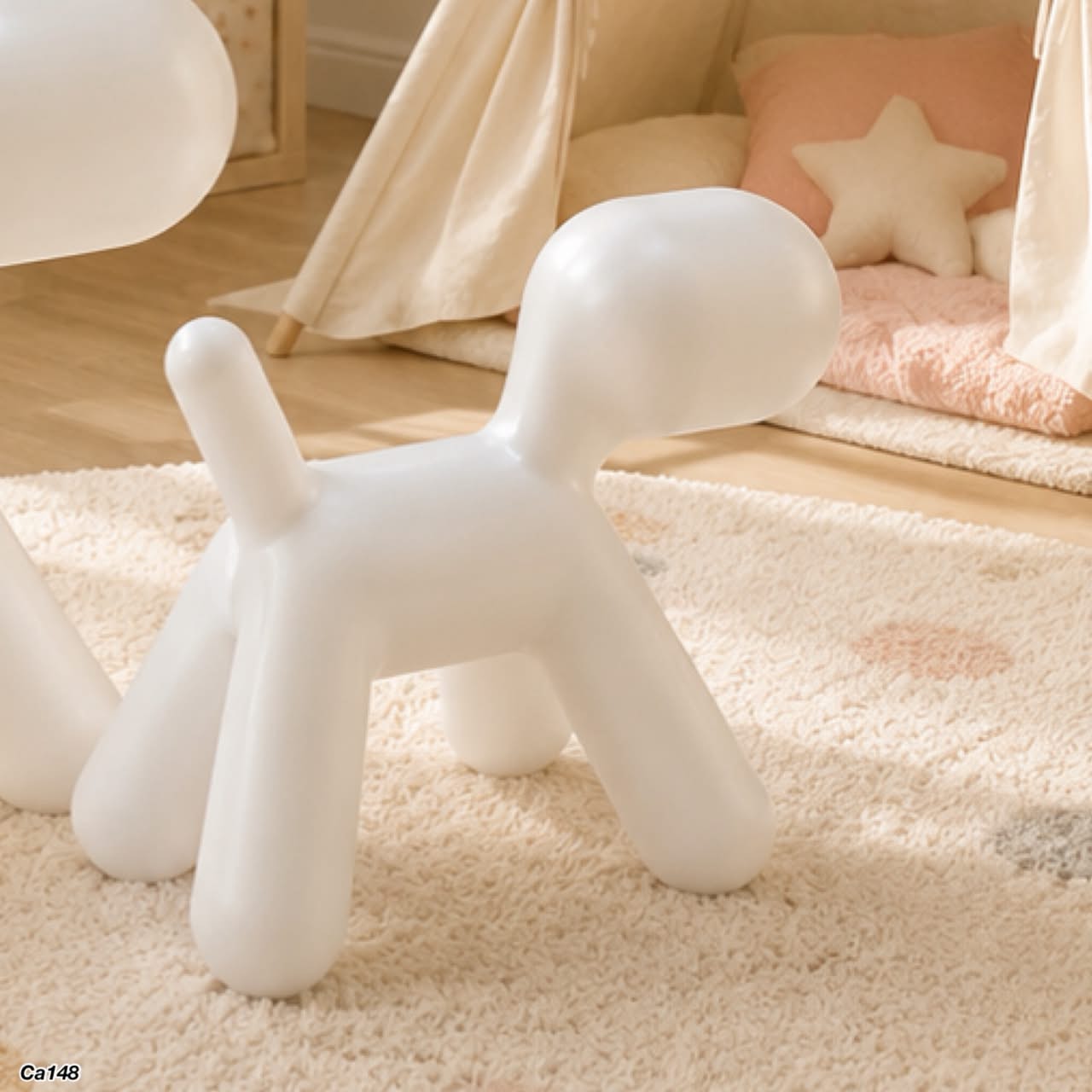 Silla perro blanco pequeño  56cm* 35cm* 45cm