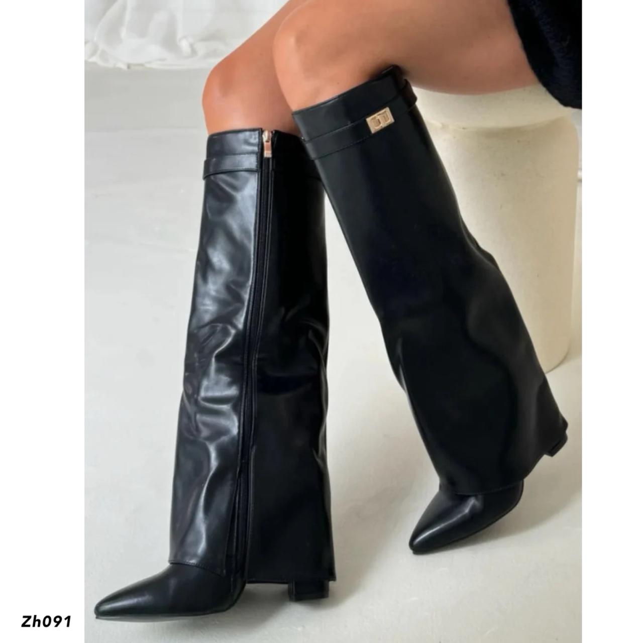 Bota caña alta negro doblez detalle plateado tacon 9cm  255-025