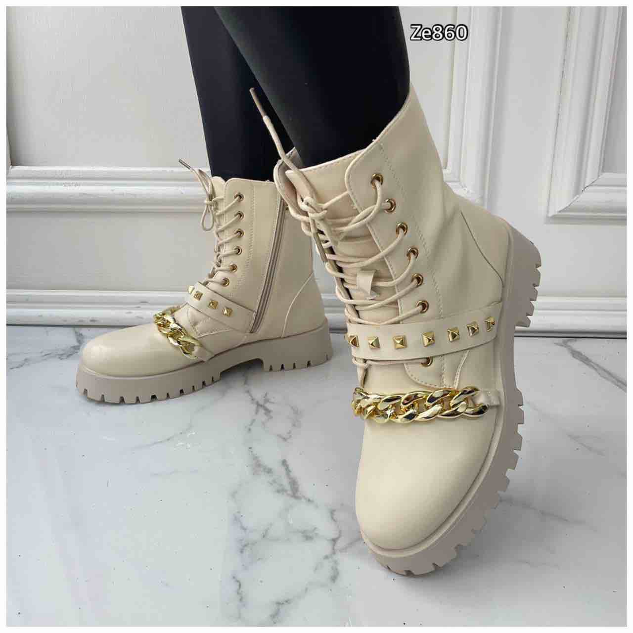 Botin beige aplique dorados suela 3cm  1965  C15