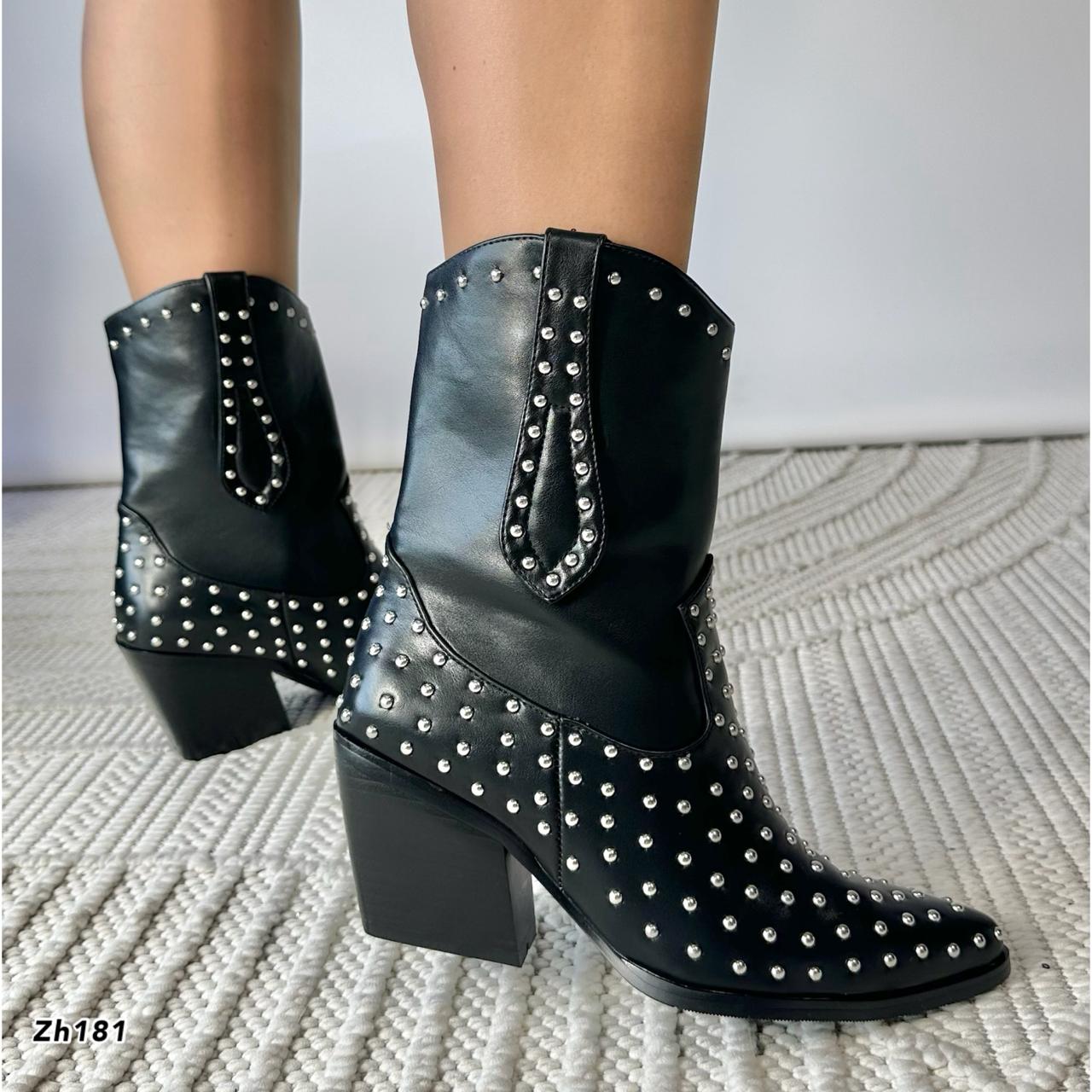 Botin texano negro apliques plateado tacon 7cm  HX3108-B9500
