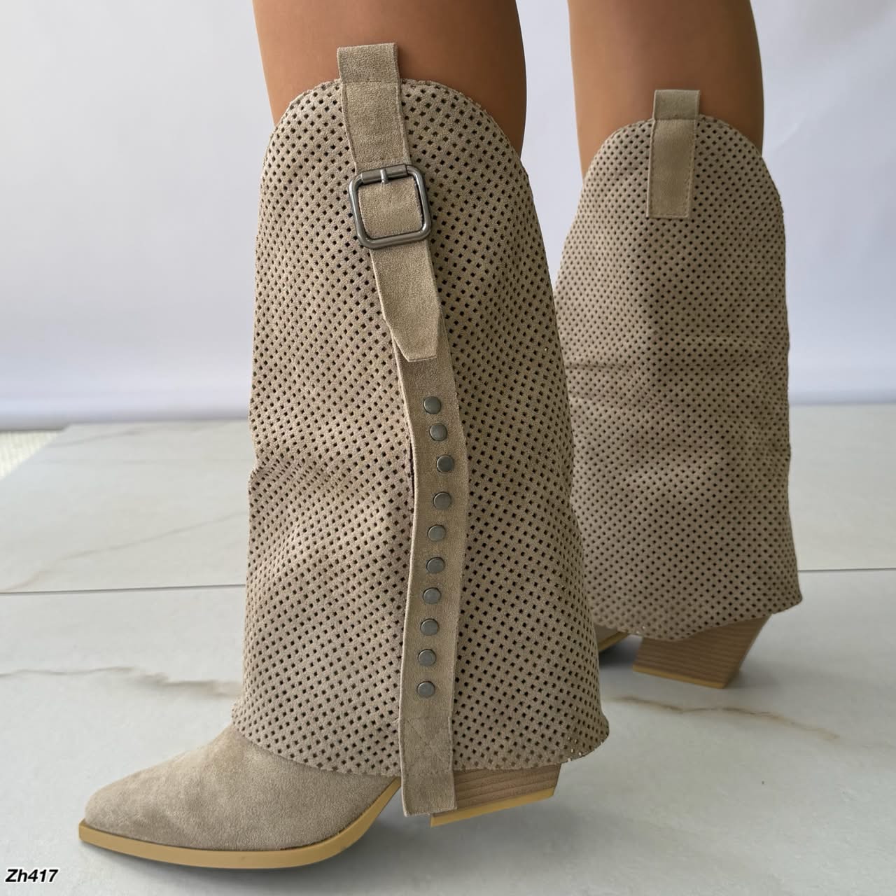 Bota texana beige doblez detalle malla apliques plateado tacon 7cm   G715  C-141