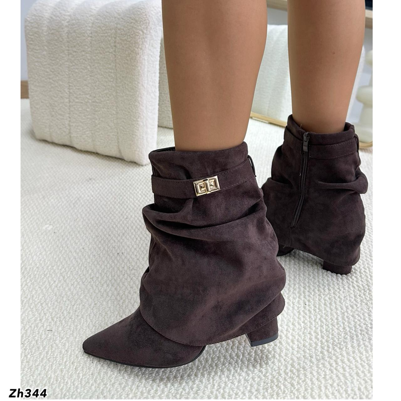 Botin café doblez detalle dorado tacon 10cm  A9839  C-122