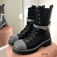 Botin negro apliques plateado correa suela 4cm  52022  C-45