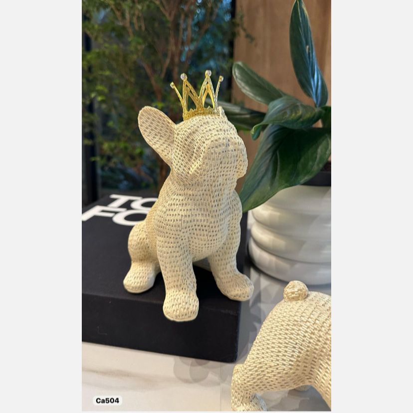 Articulo decorativo perro bull dog sentado textura blanco corona dorado  17cm* 12cm* 20cm
