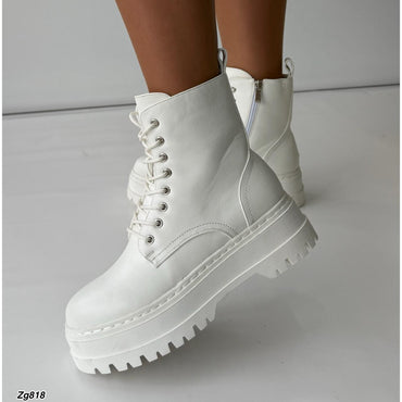 Botin blanco cierre lateral suela 5 cm   IS14-014
