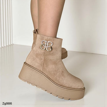 Botin beige detalle dorado plataforma 6cm  2P8D-AX3425-05  C-45