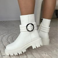 Botin blanco aplique negro tacon 5cm  7692-H353  C-F