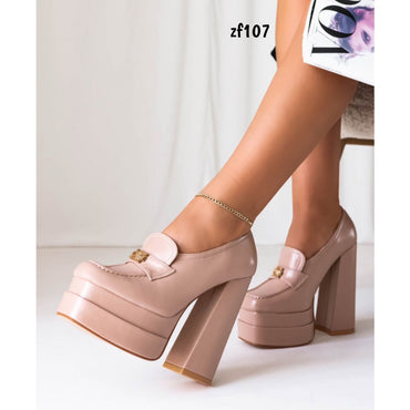 Zapato beige aplique dorado tacon 15cm   8392  C32