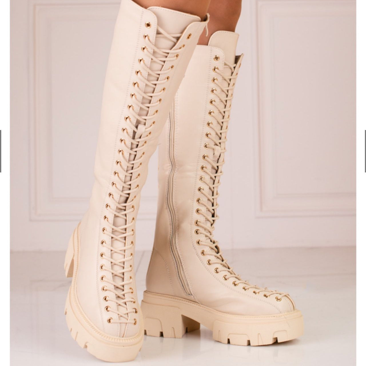 Bota caña alta beige suela 4cm  U8D-X21176-1   C1