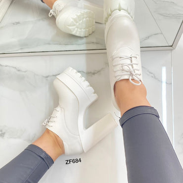Botin blanco plataforma 5cm tacon 12 cm  519-1  C-3