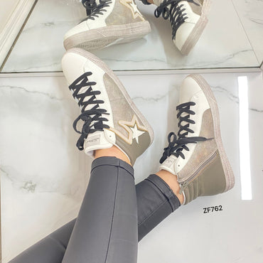 Tenis gris detalles brillantes suela 2cm   FY0616-5  C-59