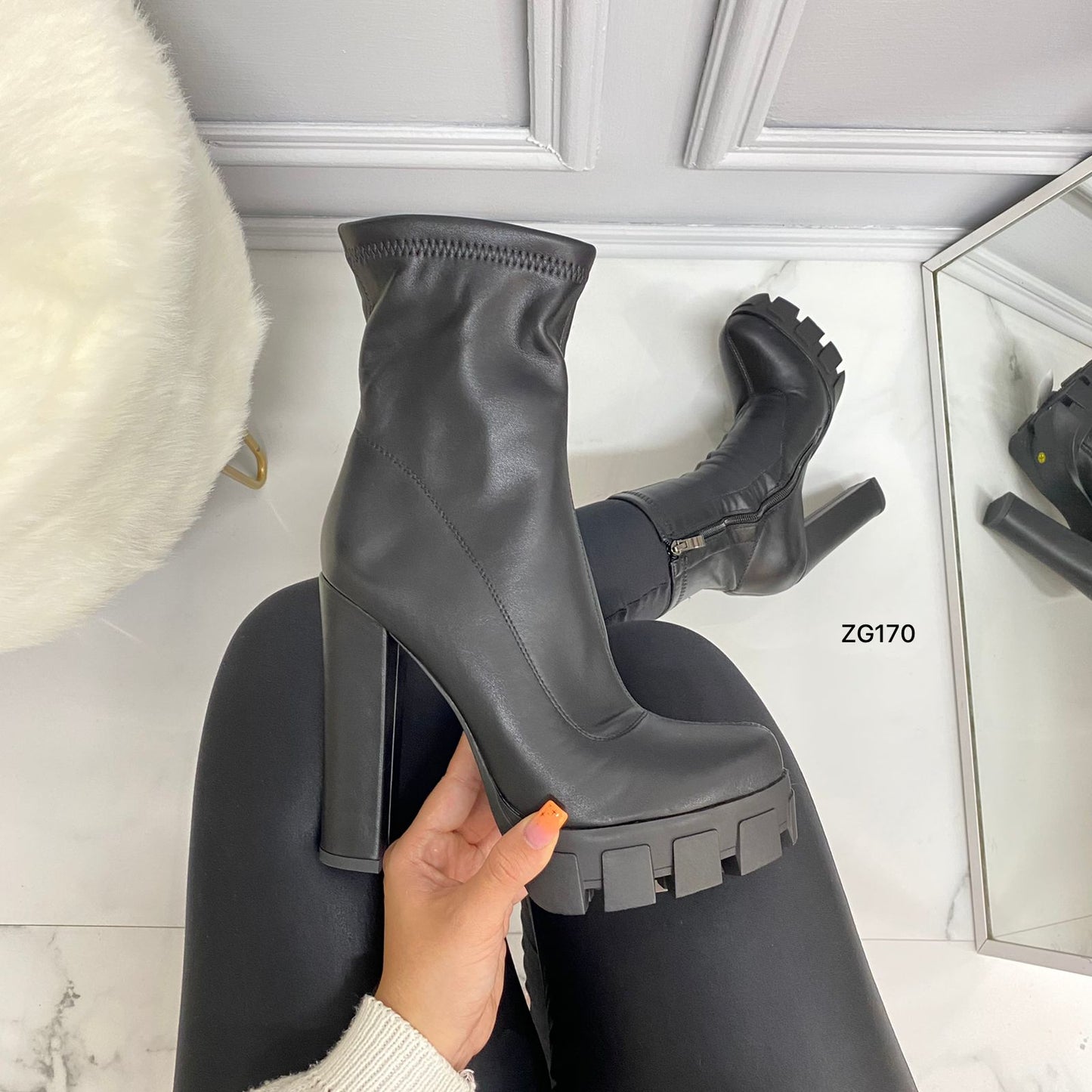 Botin negro tacon 13cm  BTC19#  C-1