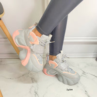 Tenis gris detalles rosado suela 7cm  338  C-2