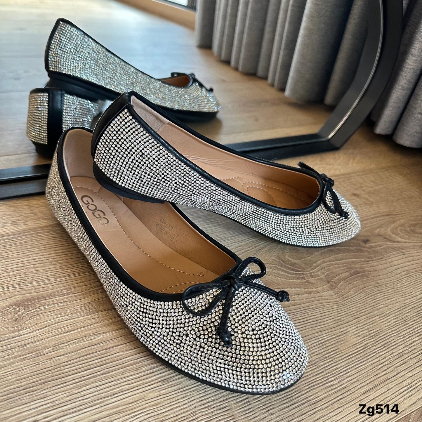 Baleta negro apliques plateado  33-115  C-99