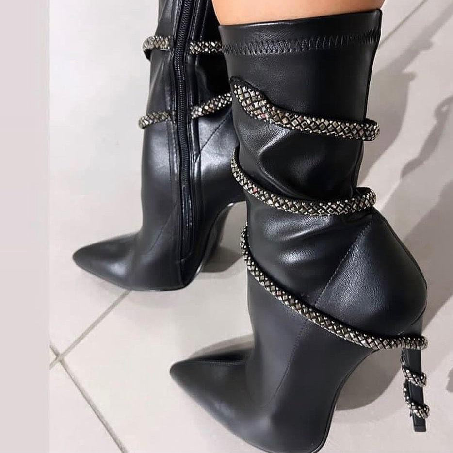 Bota negro apliques plateado tacon puntilla 12cm  K81  C-80