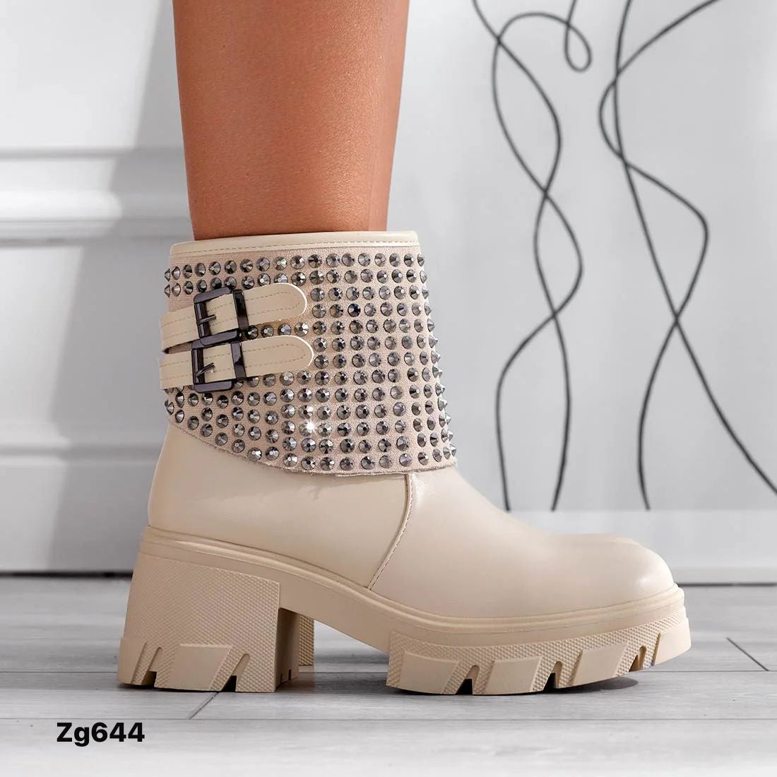 Botin beige doblez apliques plateado tacon 6cm  S185   C-52