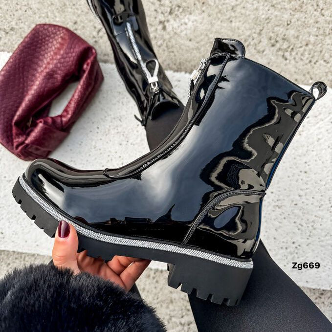 Botin negro charol apliques brillantes cierre frontal suela 4cm  AM7505  C-65
