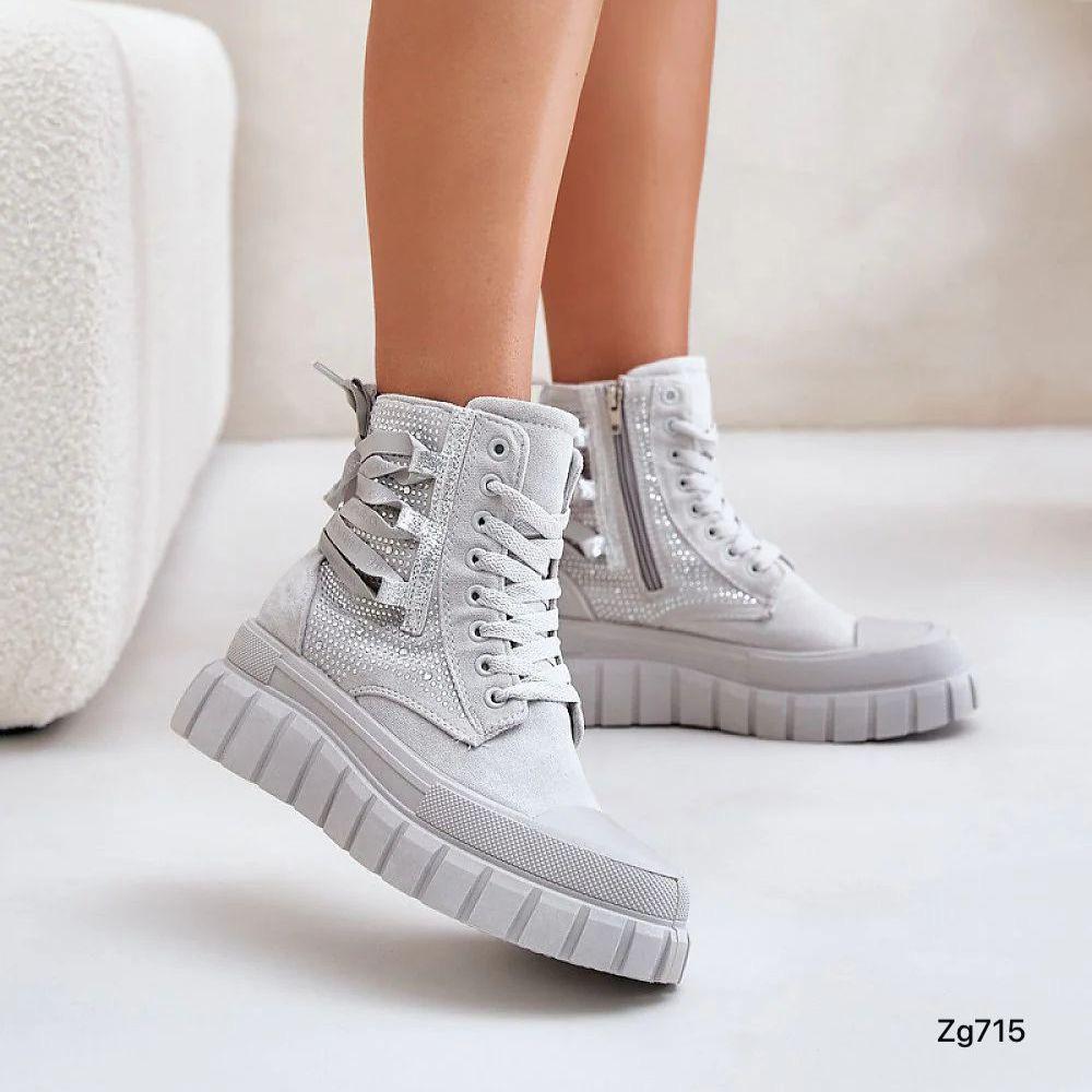 Botin gris apliques brillantes suela 5cm EV-337  C-74