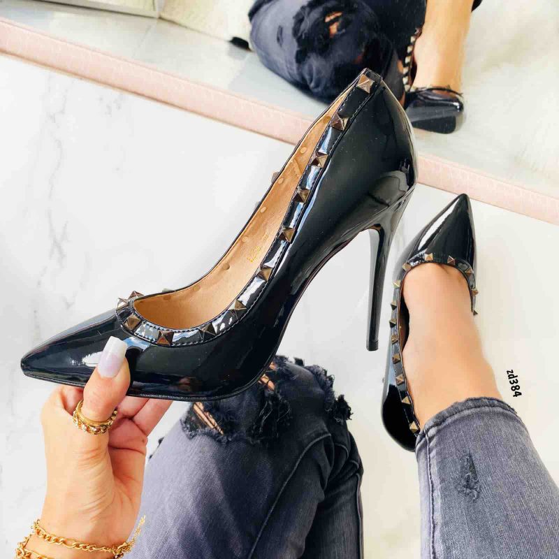 stiletto 10 cm color negro apliques color plomo forma de rombo