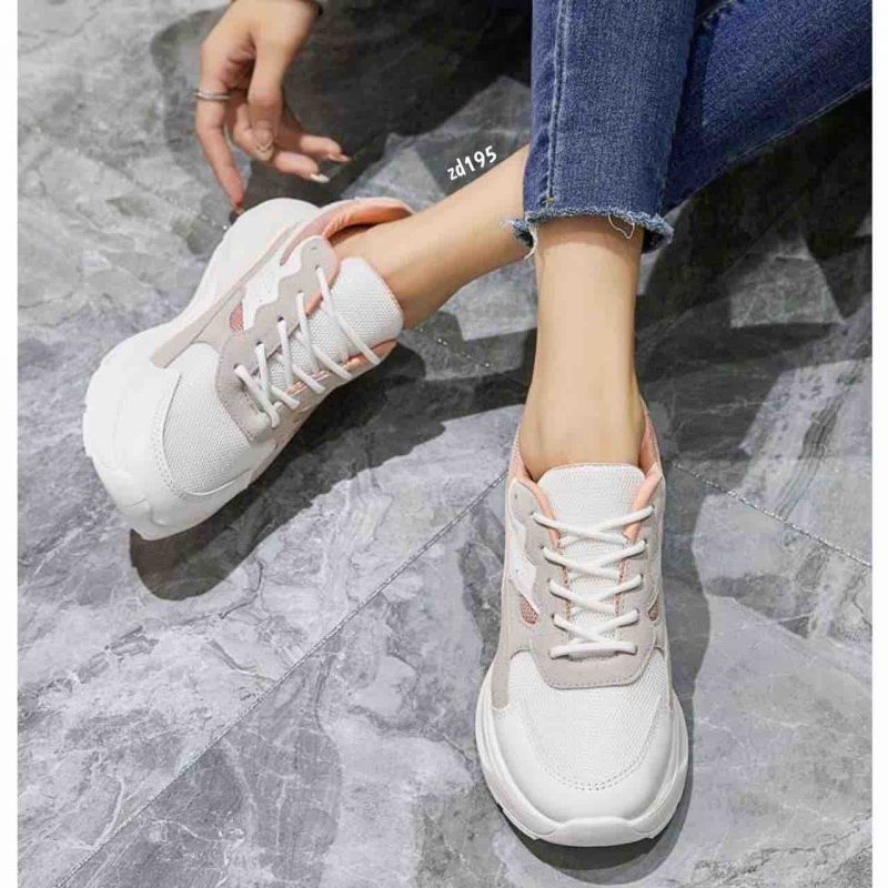 Tenis Compra 96 6113 Blanco partes grises uy rosadas cordon frontal - Image 2