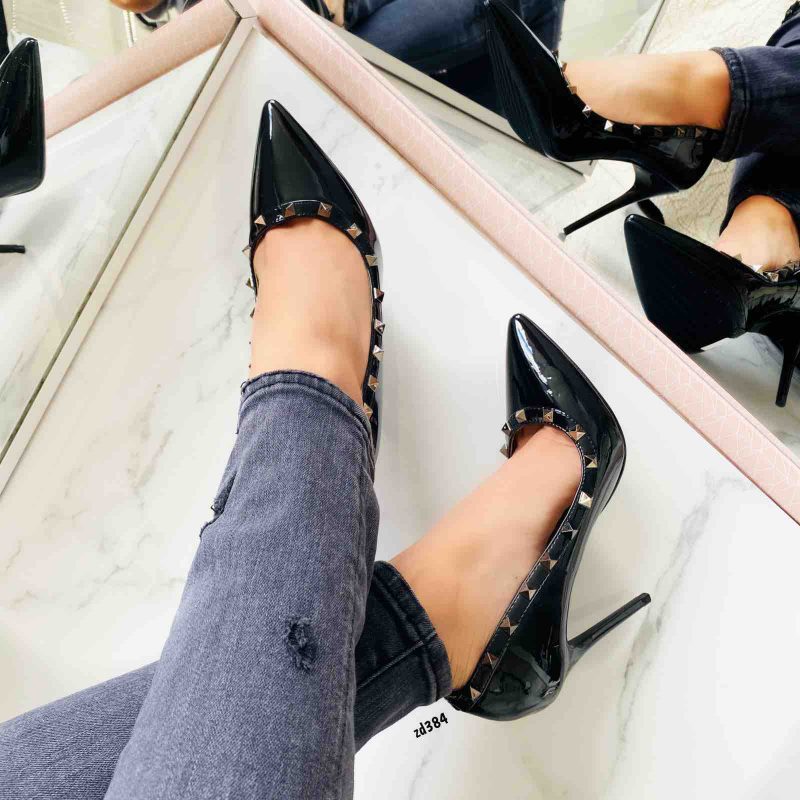 stiletto 10 cm color negro apliques color plomo forma de rombo - Image 3