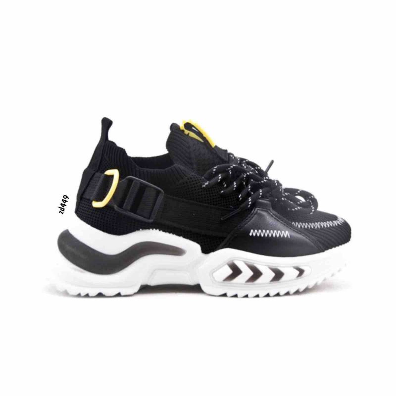 Tenis Compra 14 AD-362 Negro correa lateral cordon frontal aplqiue amarillo suela blanca con partes negras 4Cm - Image 2