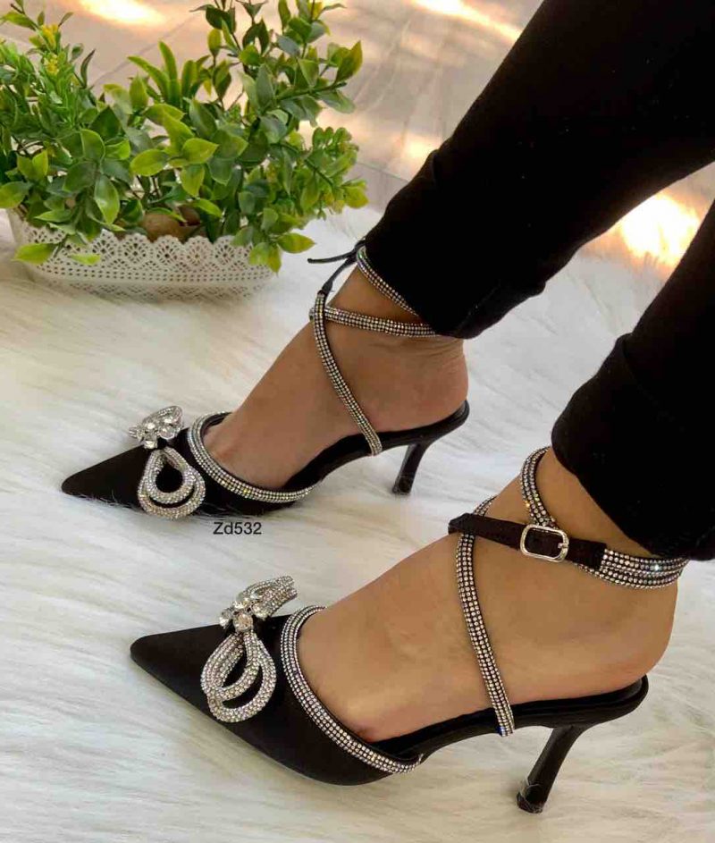 Stiletto Compra 40 2F1L9390-01 Negro apliques plateados correa en la parte atrás tacon 9Cm