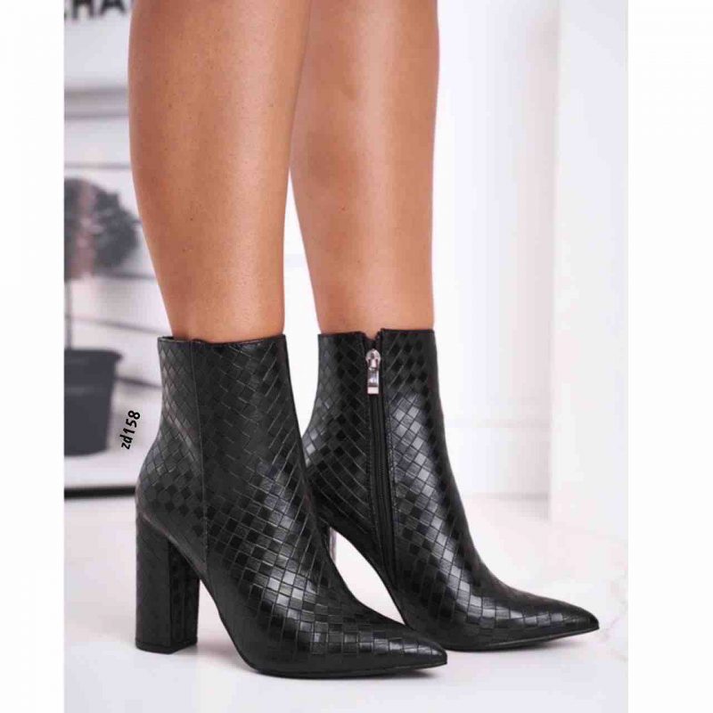 Botin Compra 77 15801 Negro rombos cierre lateral tacon 10Cm - Image 3