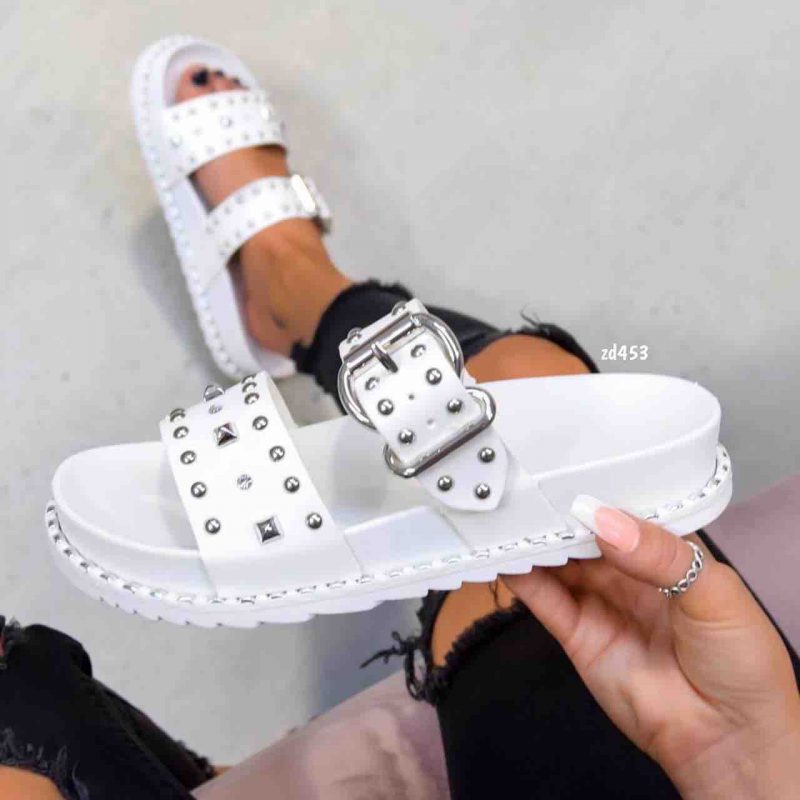 Sandalia Compra 52 910 Blanca dos correas apliques plateados tacon 3Cm