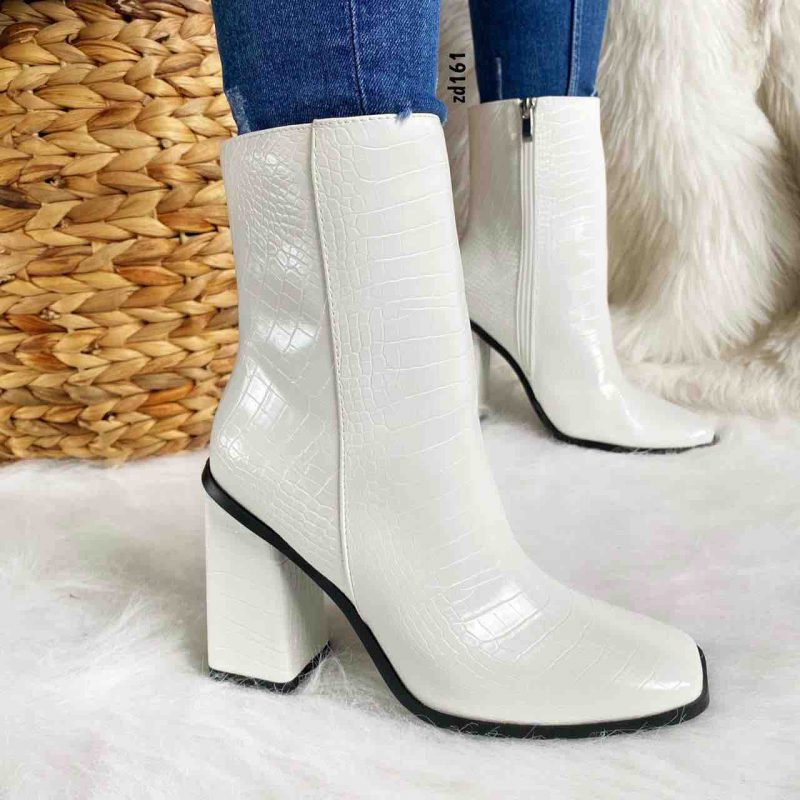 Botin Compra 77 15803 Blanco parte en croc y piton tacon cuadrado 9Cm