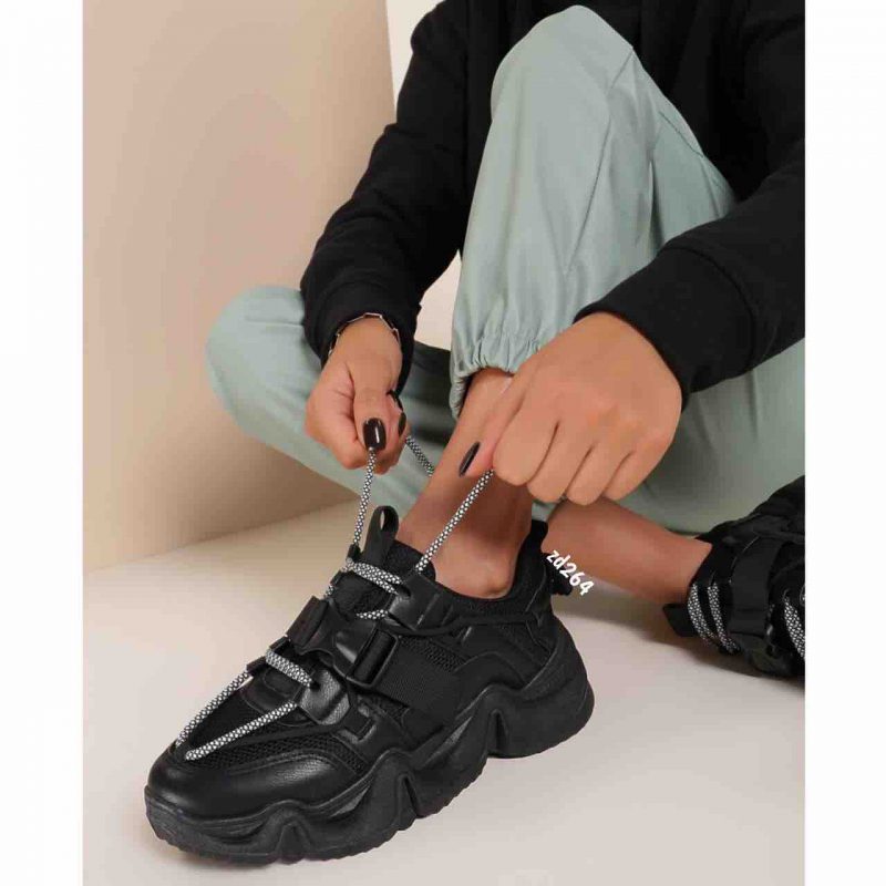 Tenis Compra 93 PC52 Negro dos cordones correa frontal - Image 2
