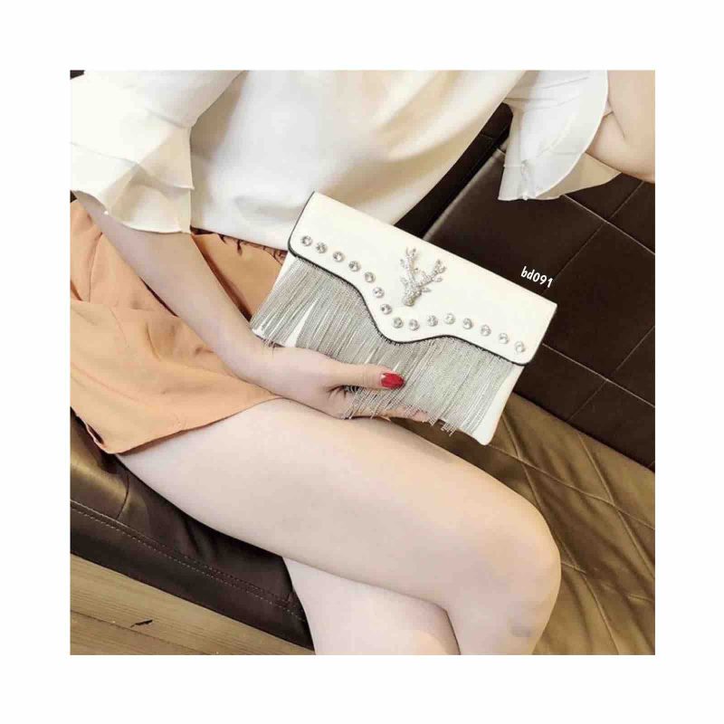 Bolso Hueso apliques plateados cadenas frontal aplique reno 22Cm*13Cm 11
