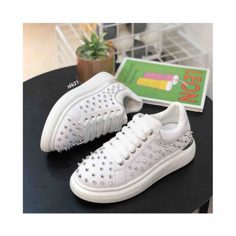 tenis blanco apliques plateados cordon frontal 200 - Image 2