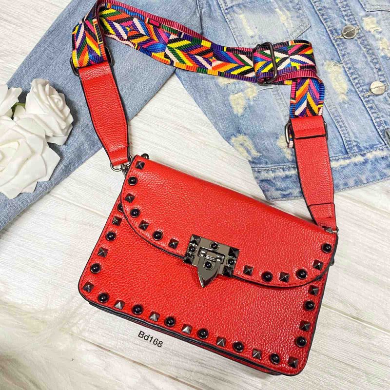 Bolso rojo taches plomo dos correas 13cm*21cm 8861