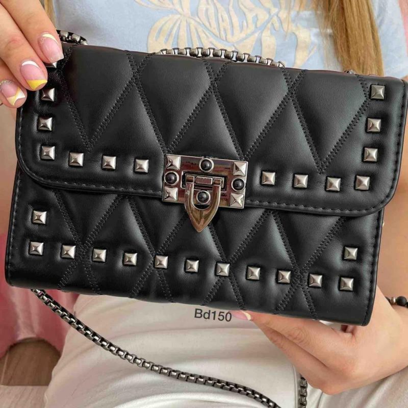 Bolso negro cadena taches plomo 14cm*21cm 3605