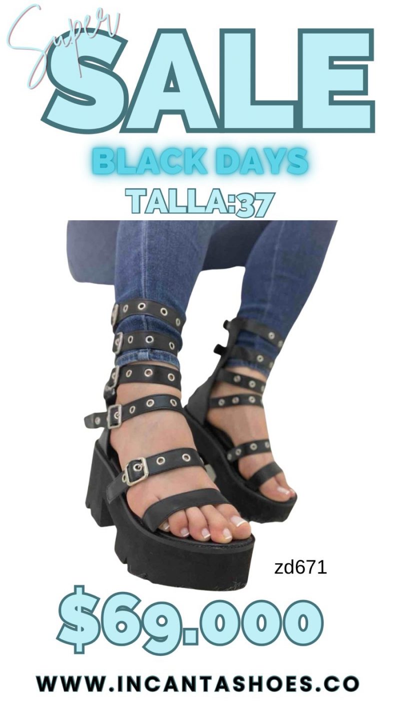 Sandalia negra 6 correas taches plateados plataforma 5cm tacón 8cm 3638