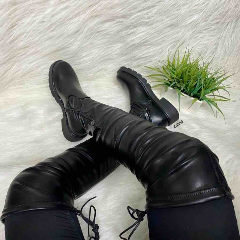 Bota caña alta negra tacón 3cm C27-D7833