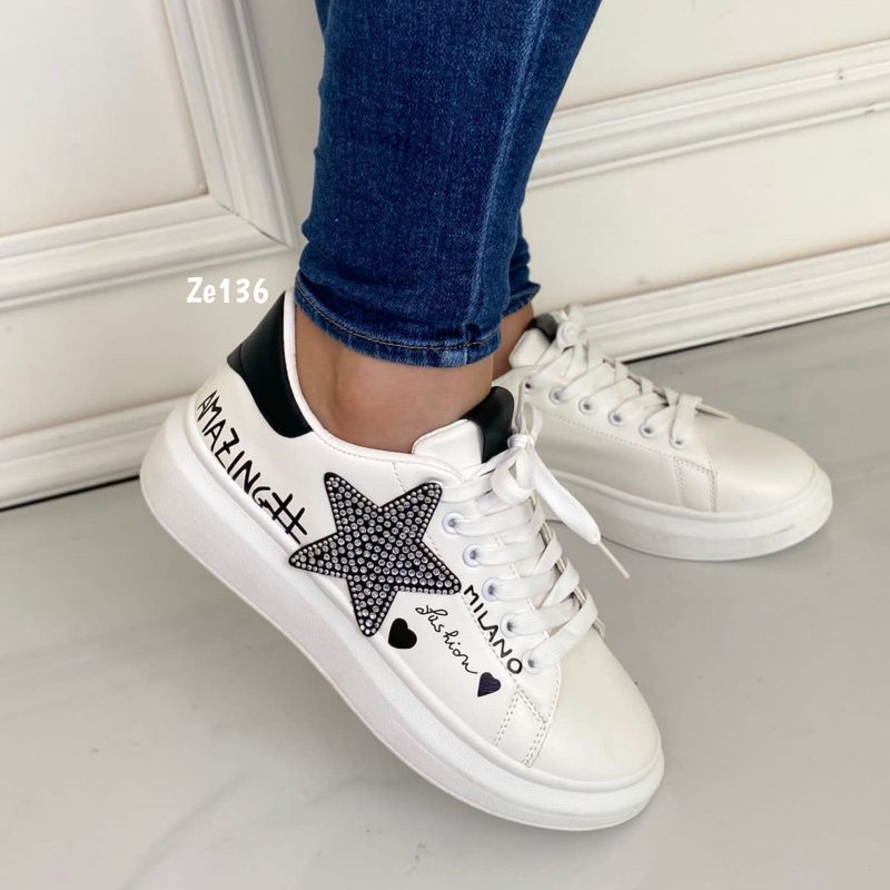 Tenis blancos aplique estrella negra piedras plateadas C101-N5308C