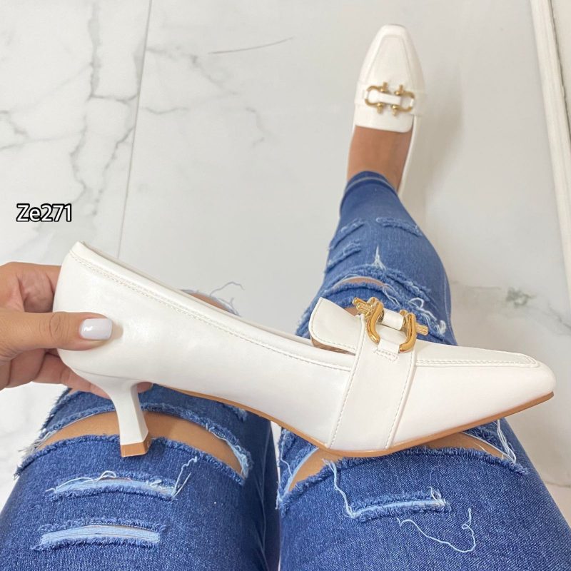Stileto blanco cadena dorada tacon 4,5cm T4D7430-1