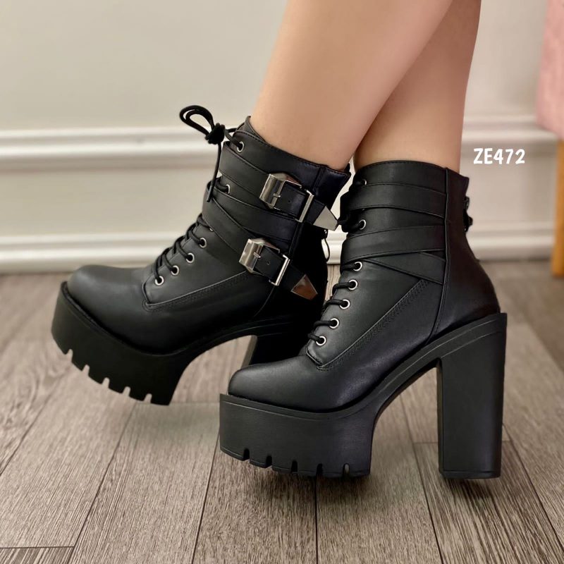 Botin negro correas tacon 11cm  831-13