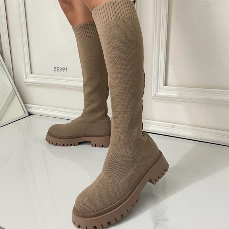 Bota caña larga café suela 3 cm 8568A