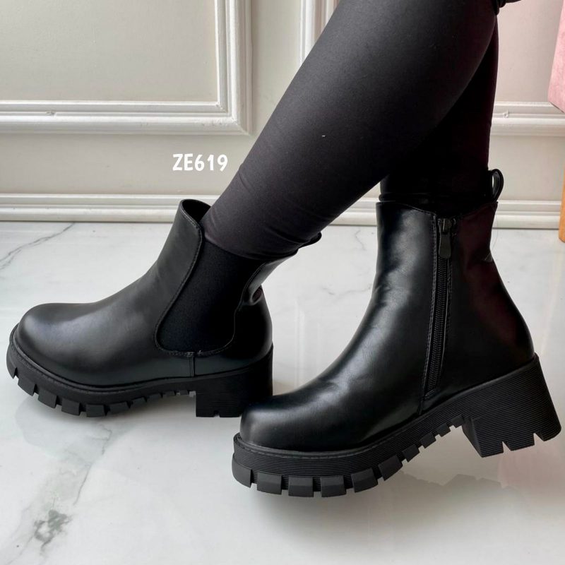 Botin negro tacon 4cm  BM562