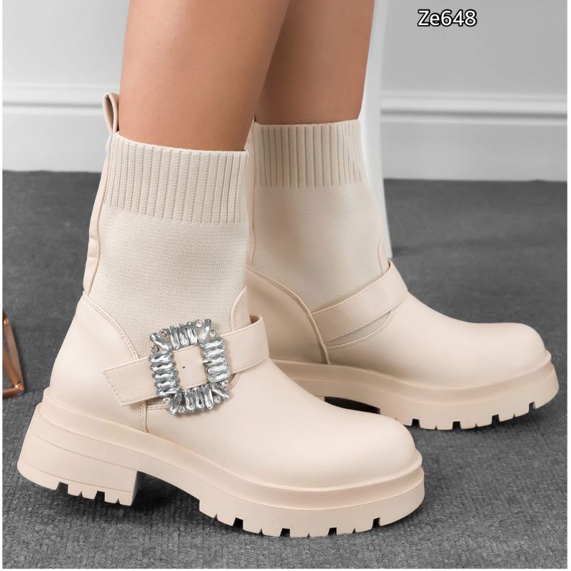 Botin beige aplique suela 5Cm MB07