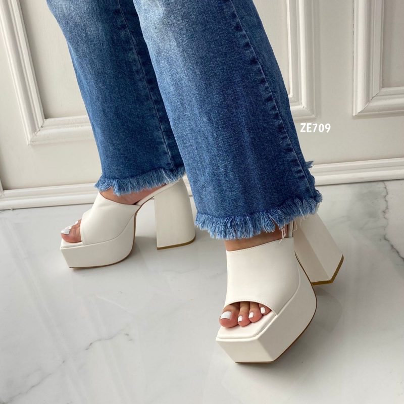 Sandalia blanca tacon 12cm  P-1243