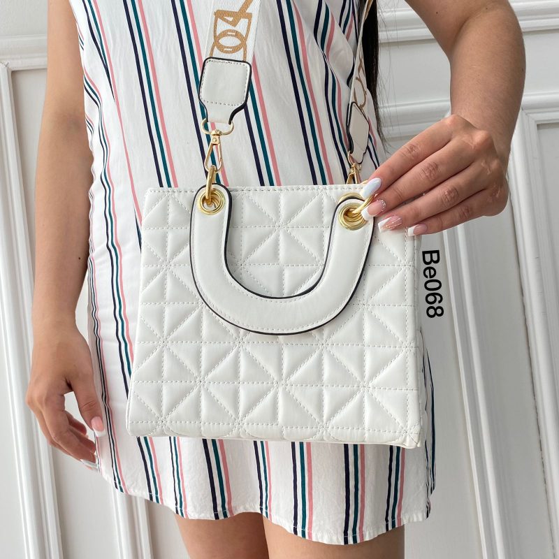 Bolso blanco 21cm*19cm BOL01D-32