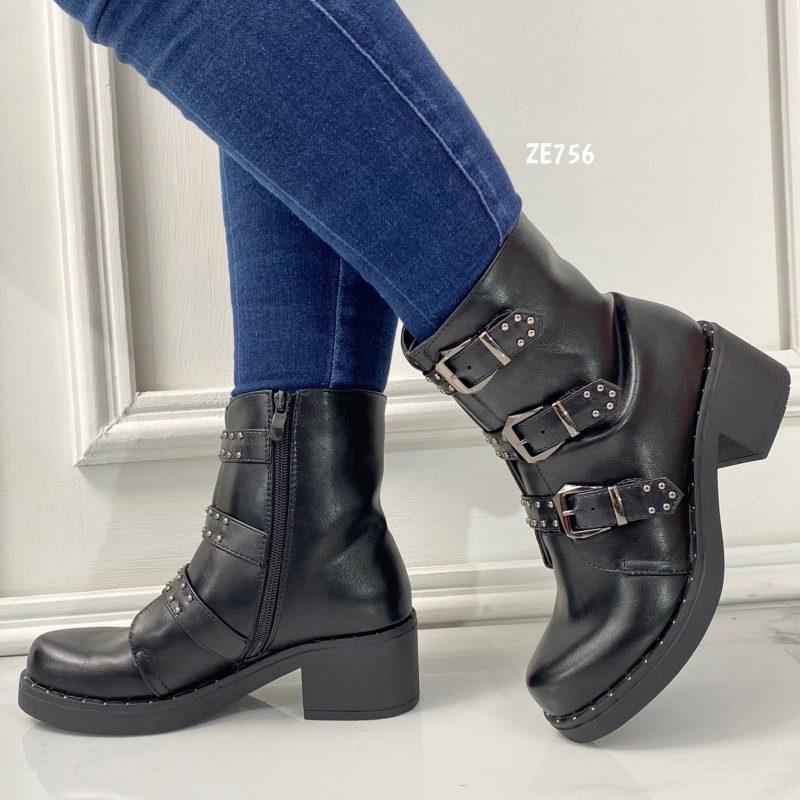 Botin negro apliques tacon 5cm  CZ835   C12